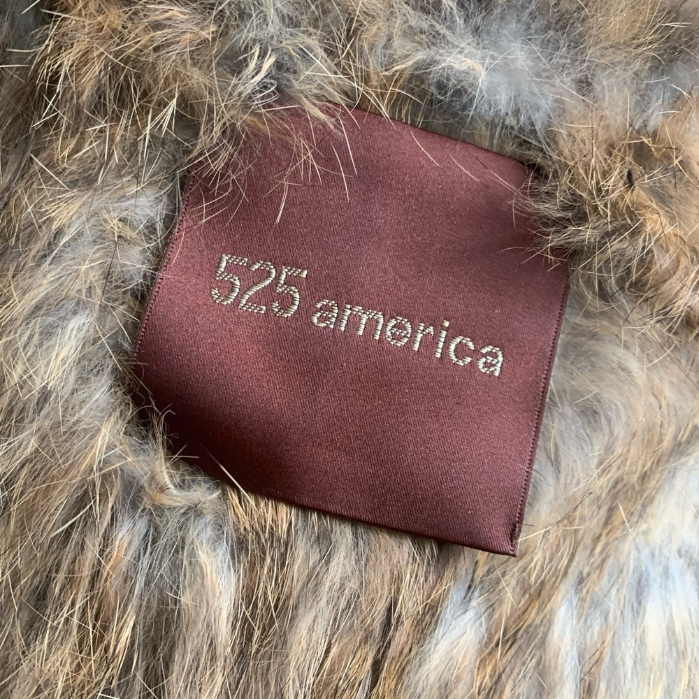 525 America Rabbit fur Vest - Picture 3 of 3